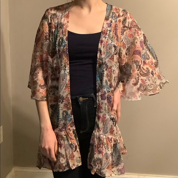 New American Eagle Ruffle Patterned Kimono XS/S Boho - Picture 2 of 7
